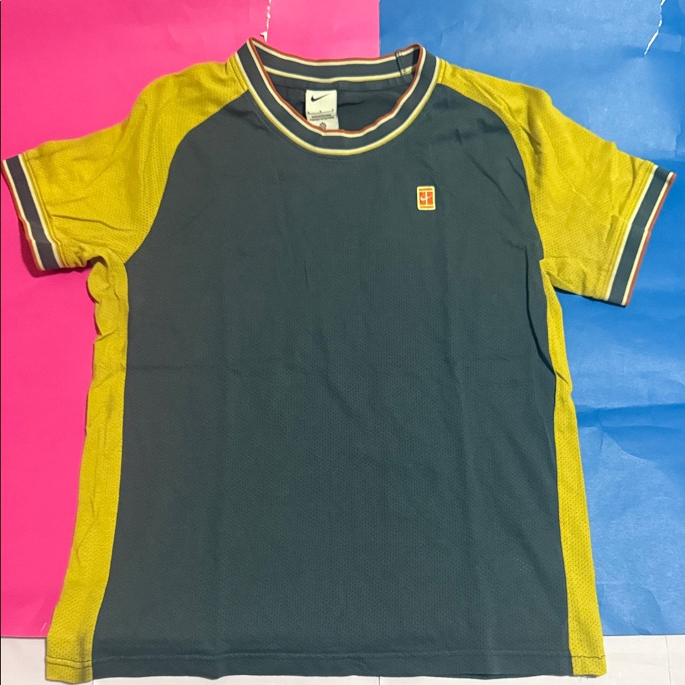 Nike Court Heritage Tennis Top Thunder Blue Yellow Men’s Size M